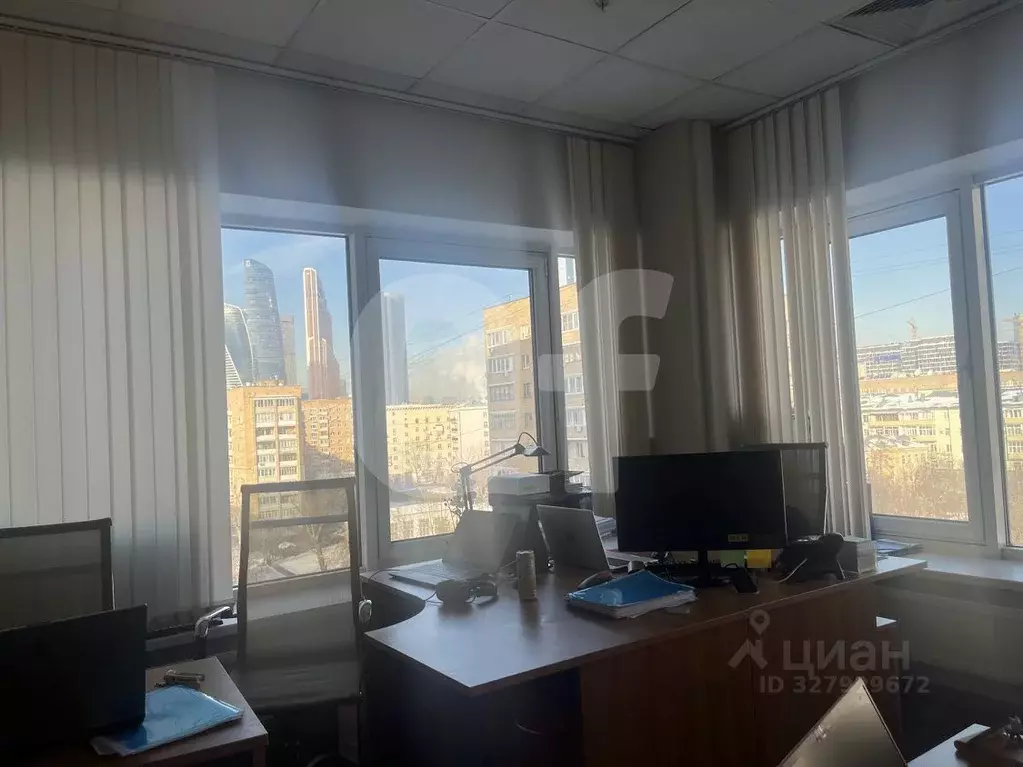 Офис в Москва Брянская ул., 5 (400 м) - Фото 1