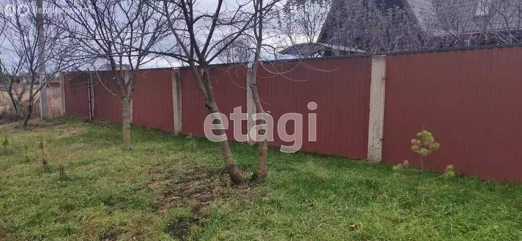 Дом в село Зелёная Поляна, Садовая улица (190 м) - Фото 1