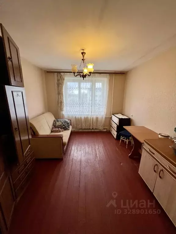 Комната Псковская область, Великие Луки ул. Ставского, 16 (13.0 м) - Фото 2