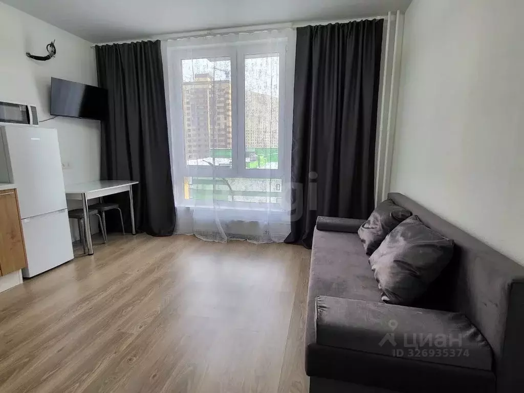 Студия Тюменская область, Тюмень ул. Юрия Рогачева, 11к2 (23.0 м) - Фото 0