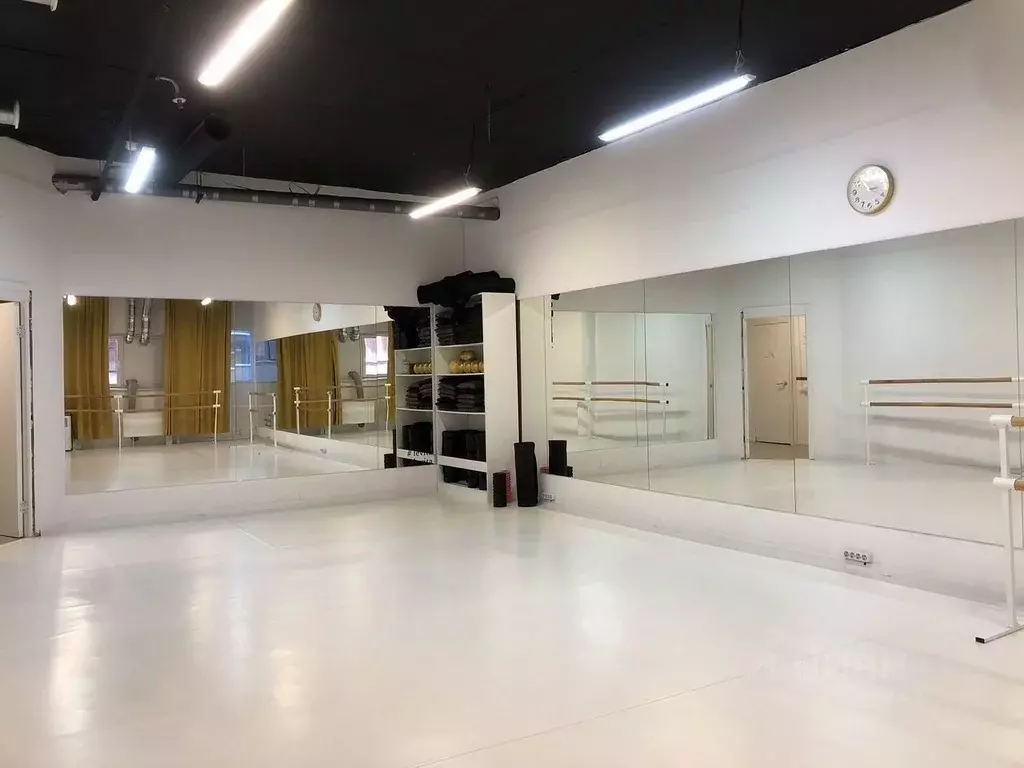 Помещение свободного назначения в Московская область, Королев просп. ... - Фото 1