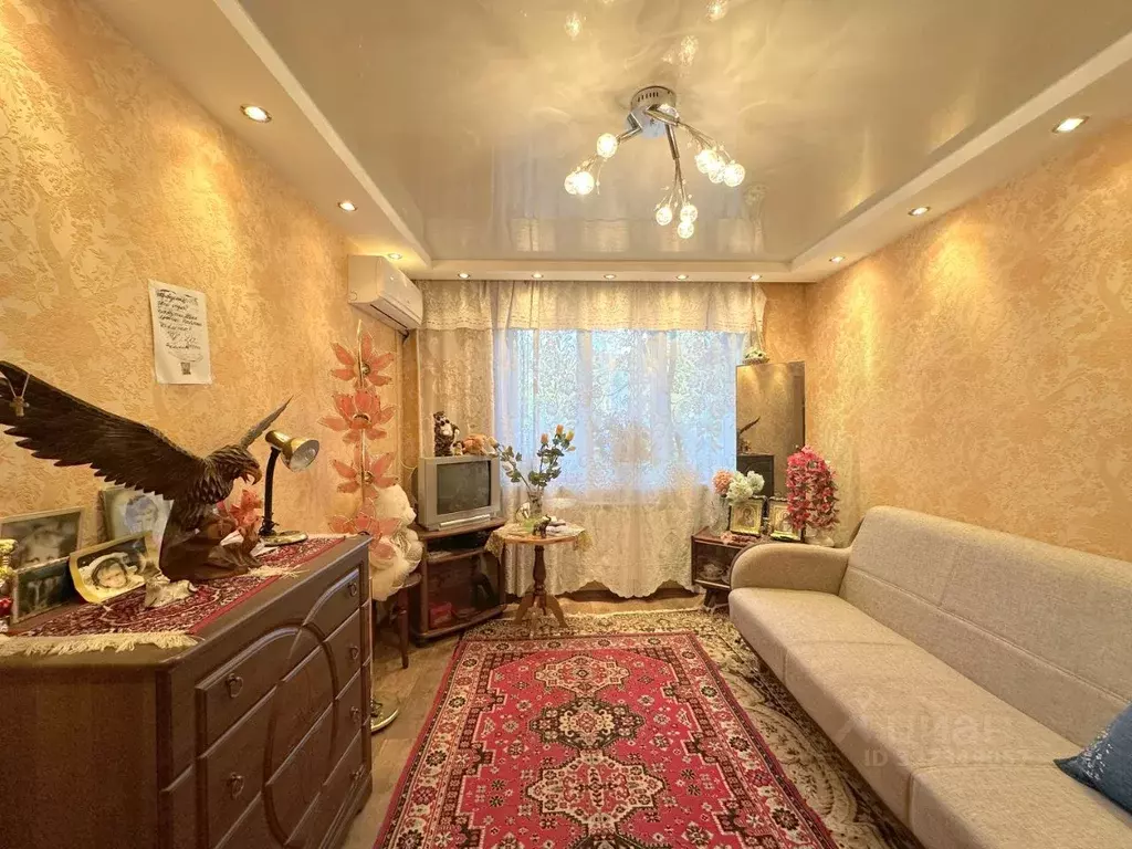 2-к кв. Волгоградская область, Волжский просп. Имени Ленина, 113 (43.8 ... - Фото 1