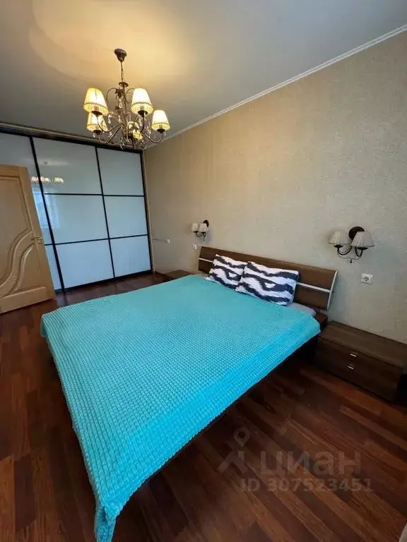 2-к кв. Тюменская область, Тюмень ул. Софьи Ковалевской, 4 (60.0 м) - Фото 0