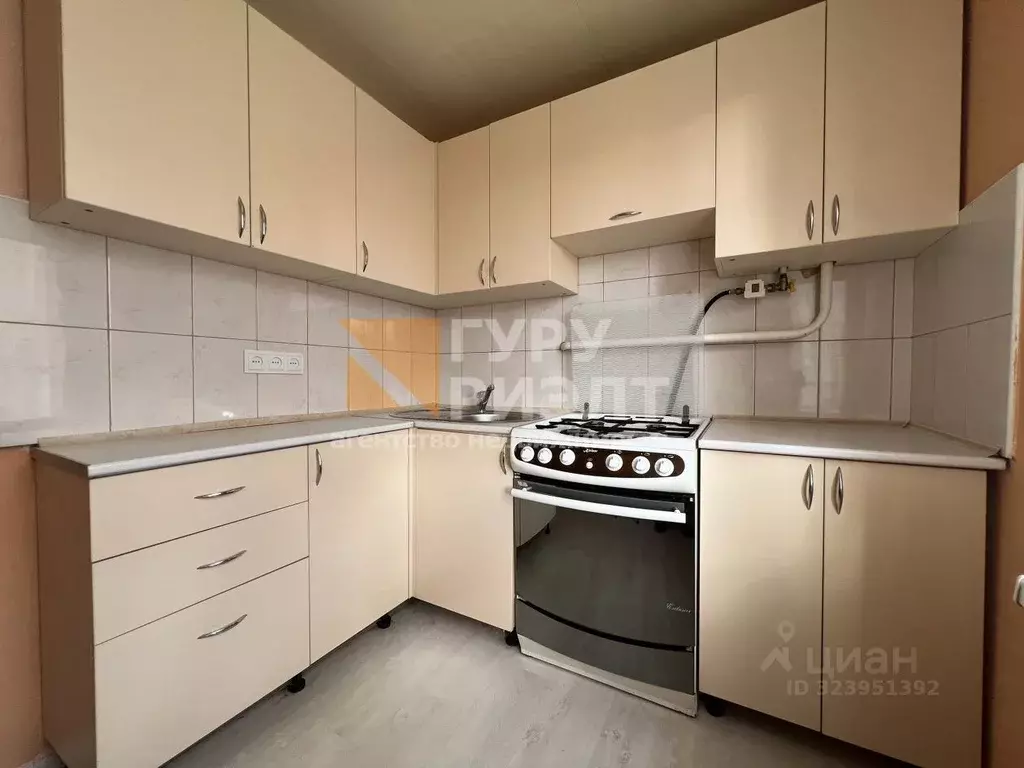 3-к кв. Калининградская область, Калининград ул. Грига, 10 (64.0 м) - Фото 2