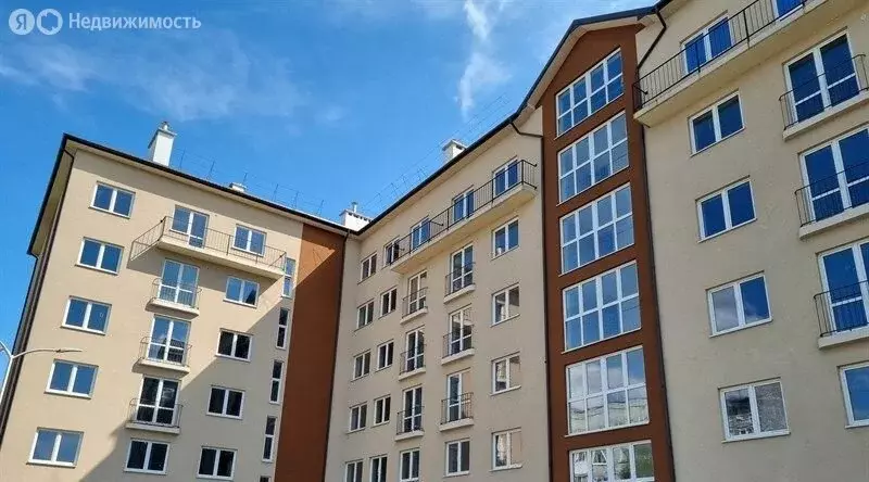 3-комнатная квартира: Калининград, Красносельская улица, 31А (96.4 м) - Фото 0