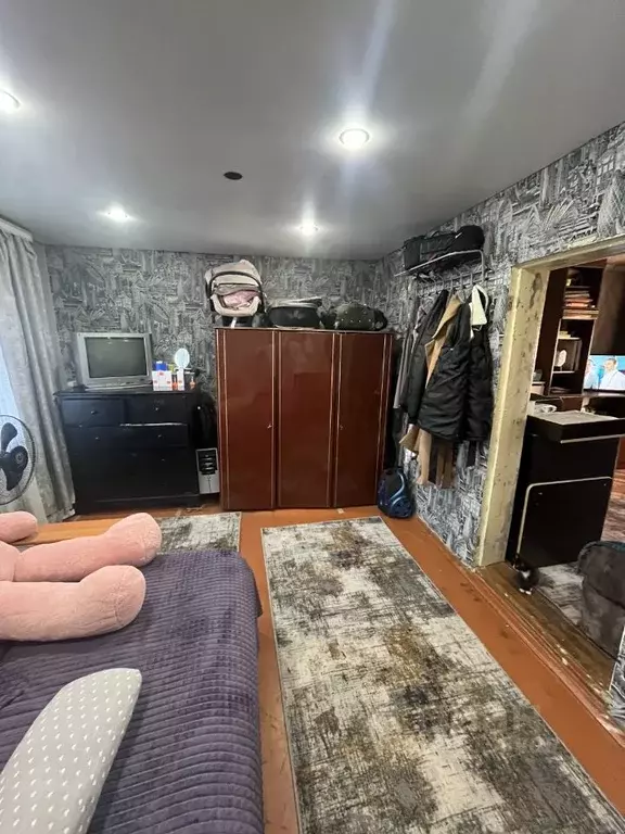 Дом в Омская область, Большеречье рп ул. Советов, 137 (48 м) - Фото 2