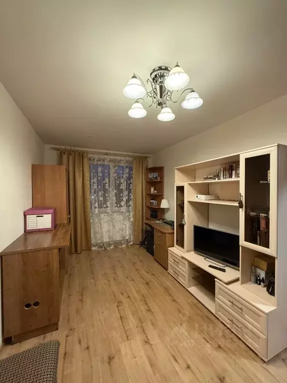 1-к кв. Санкт-Петербург, Санкт-Петербург, Колпино ул. Севастьянова, ... - Фото 1