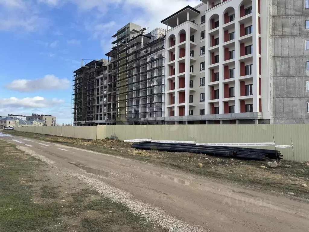 Участок в Крым, Евпатория городской округ, Заозерное пгт ул. Морская ... - Фото 1