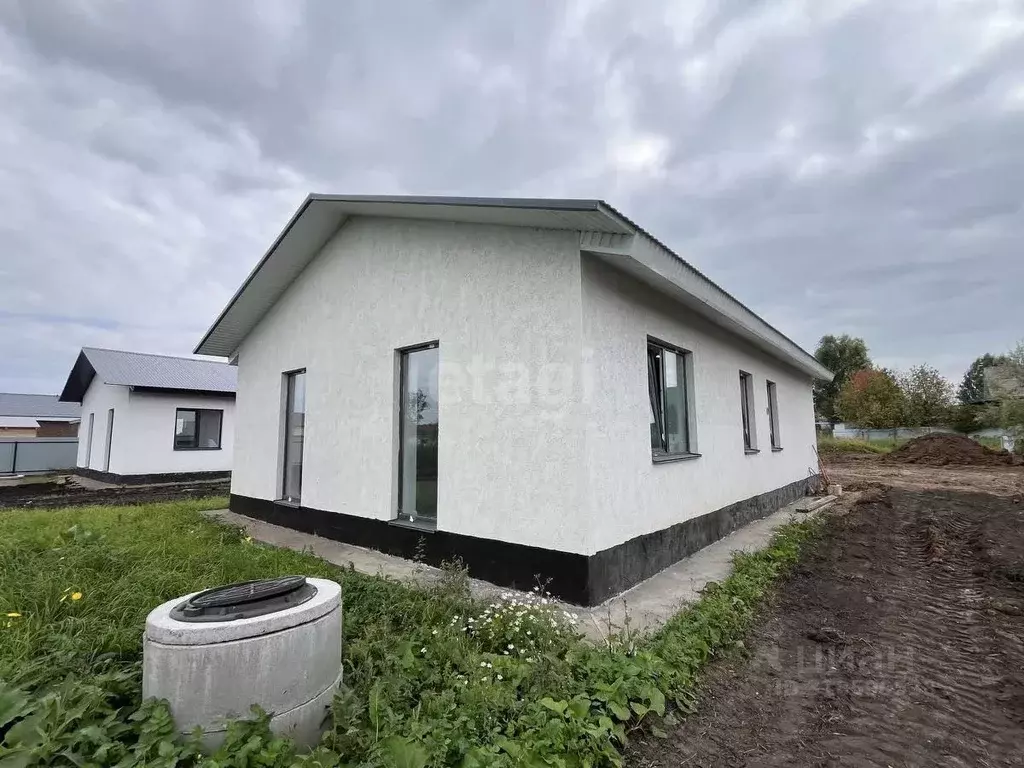 Дом в Башкортостан, Уфимский район, Русско-Юрмашский сельсовет, д. ... - Фото 1