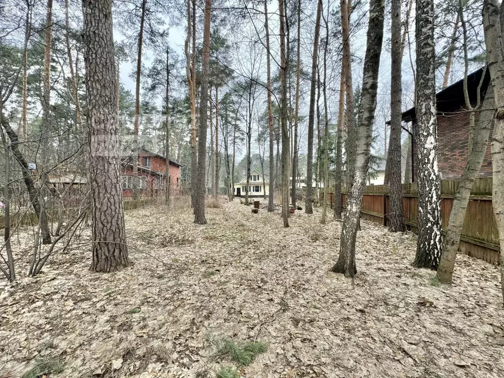 Участок в посёлок городского типа Малаховка, улица Глеба Успенского, ... - Фото 1