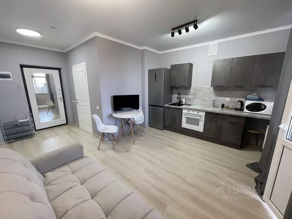 Студия Ростовская область, Ростов-на-Дону, Нахичевань ул. 26-я Линия, ... - Фото 1