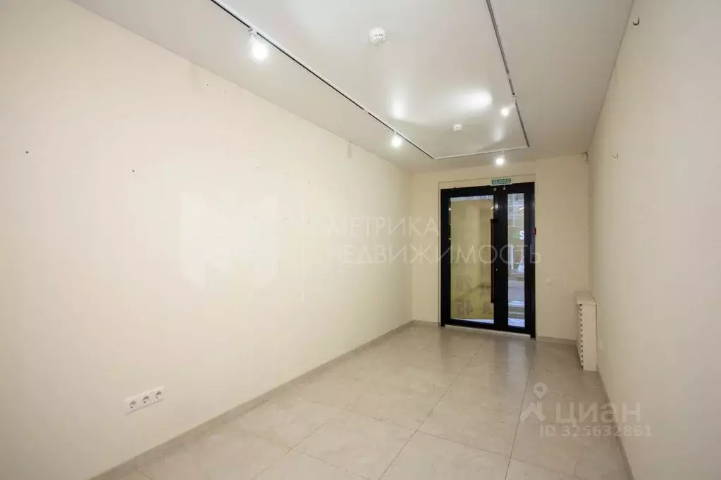 Помещение свободного назначения в Тюменская область, Тюмень ул. ... - Фото 1