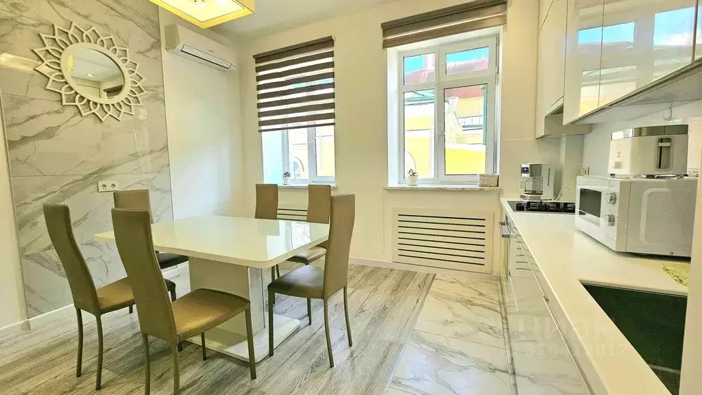 3-к кв. Татарстан, Казань ул. Каюма Насыри, 42 (110.0 м) - Фото 0