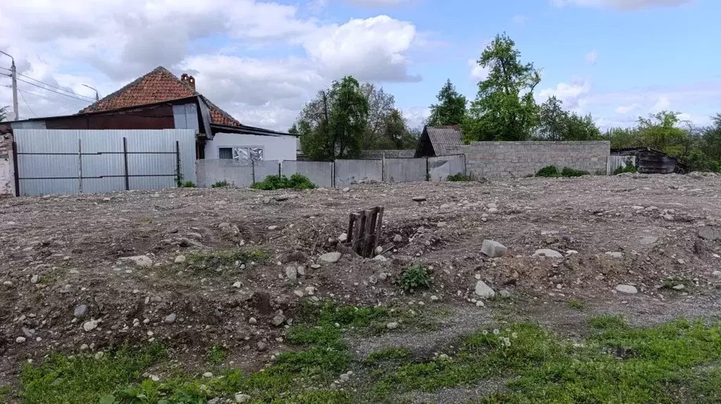 Участок в Северная Осетия, Алагир ул. Льва Толстого (10.34 сот.) - Фото 1