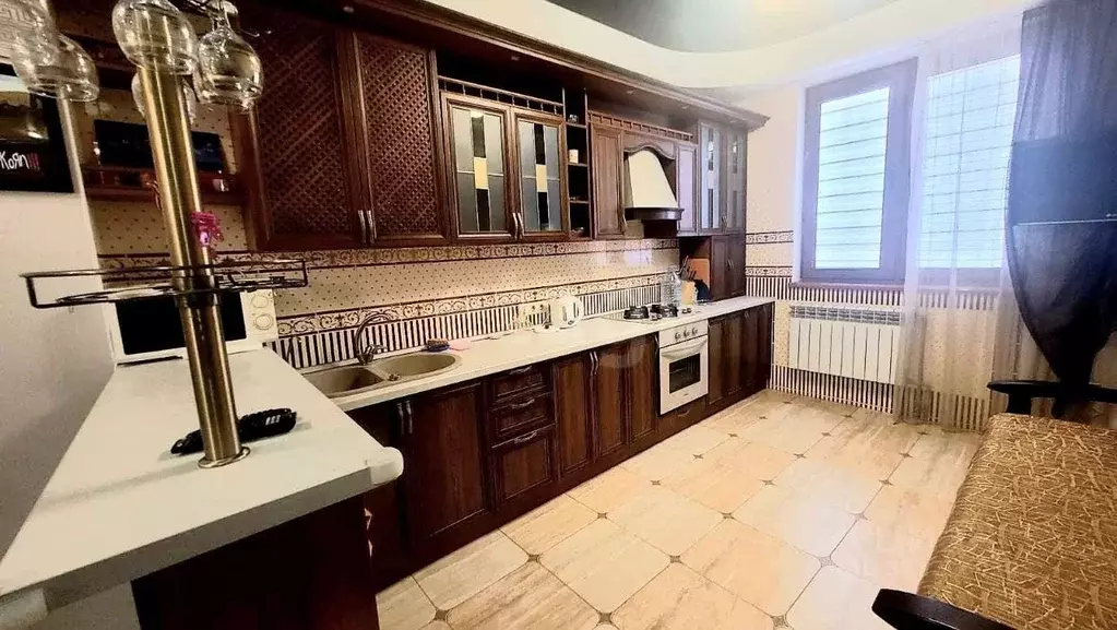 2-к кв. Севастополь ул. Павла Дыбенко, 24 (74.1 м) - Фото 1