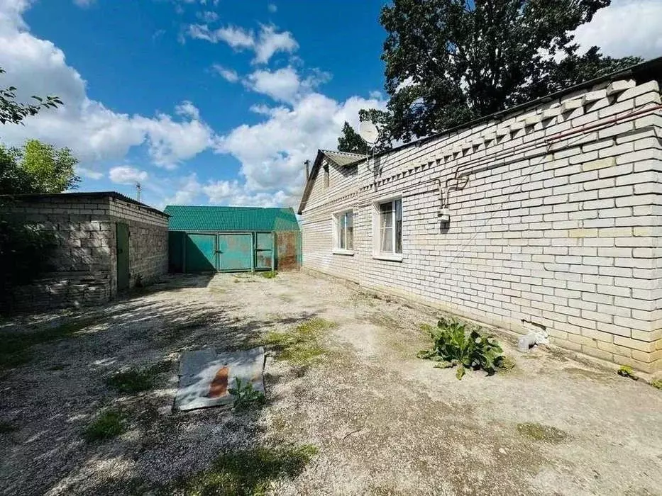 Дом в Белгородская область, Старооскольский городской округ, с. ... - Фото 1