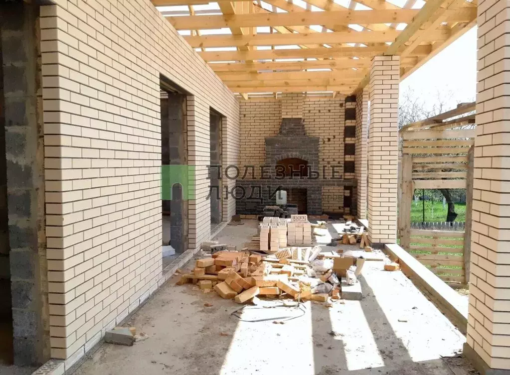 Дом в Белгородская область, Белгород ул. Имени Героя Советского Союза ... - Фото 1