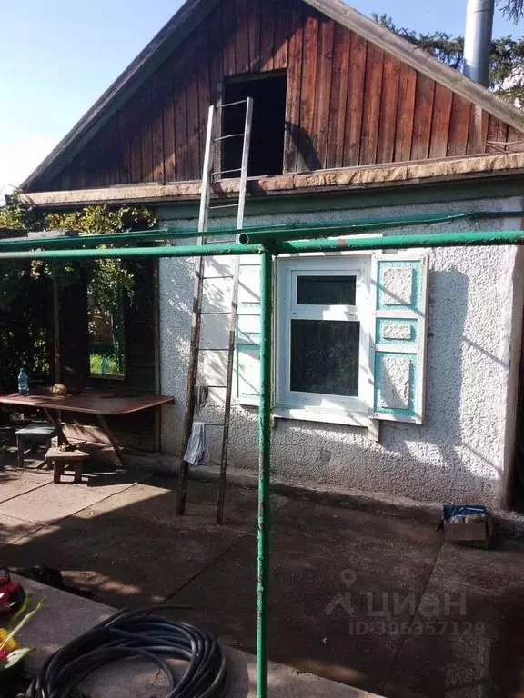 Дом в Хакасия, Черногорск Район Опытное Поле СНТ,  (20 м) - Фото 0