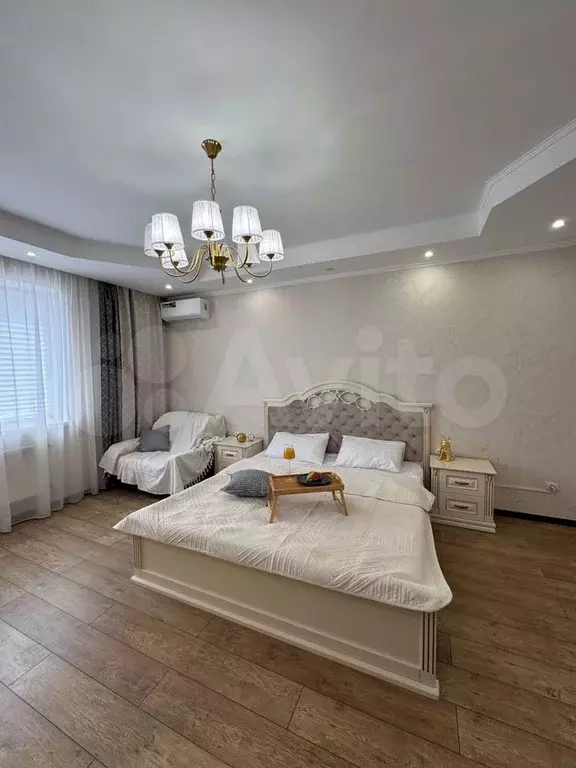 1-к. квартира, 52 м, 1/5 эт. - Фото 1
