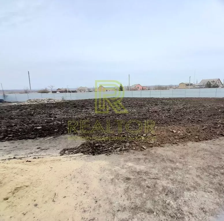Участок в Ростовская область, Красный Сулин ул. 47-й Гвардейской ... - Фото 0