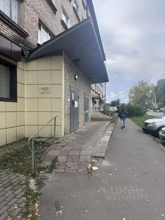 1-к кв. Московская область, Серпухов Российская ул., 40а (14.0 м) - Фото 1