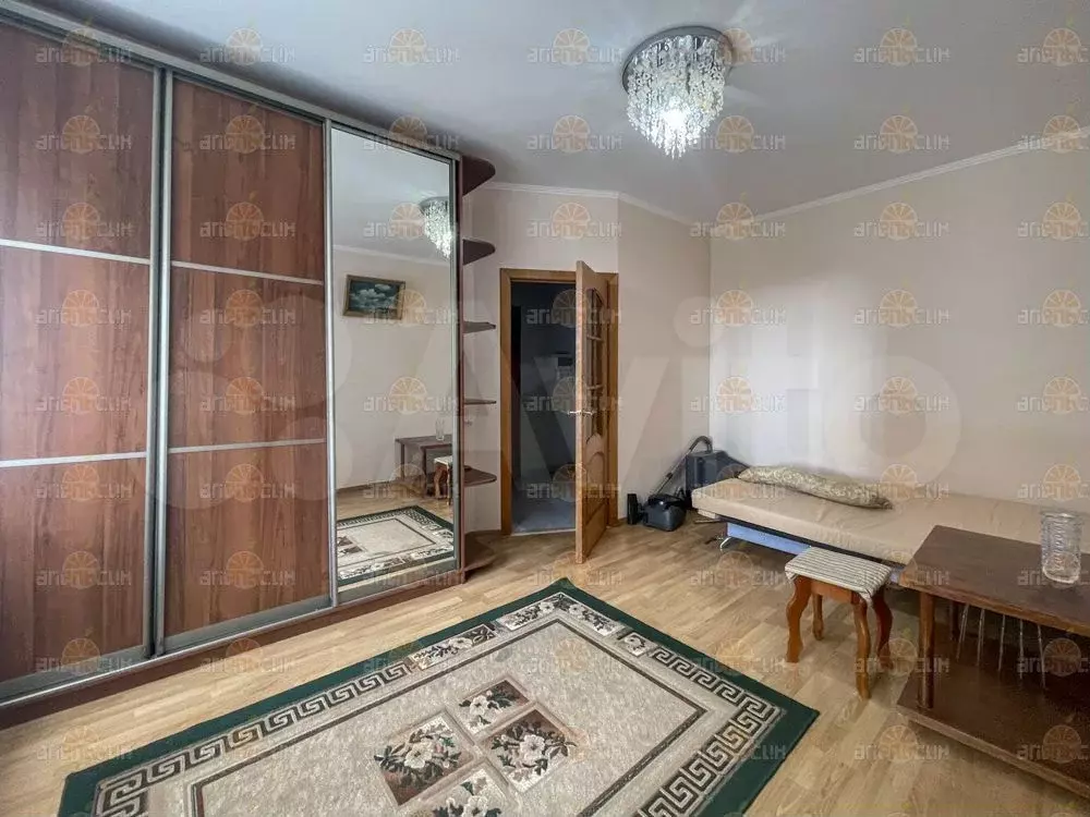 1-к. квартира, 32,7 м, 4/10 эт. - Фото 0