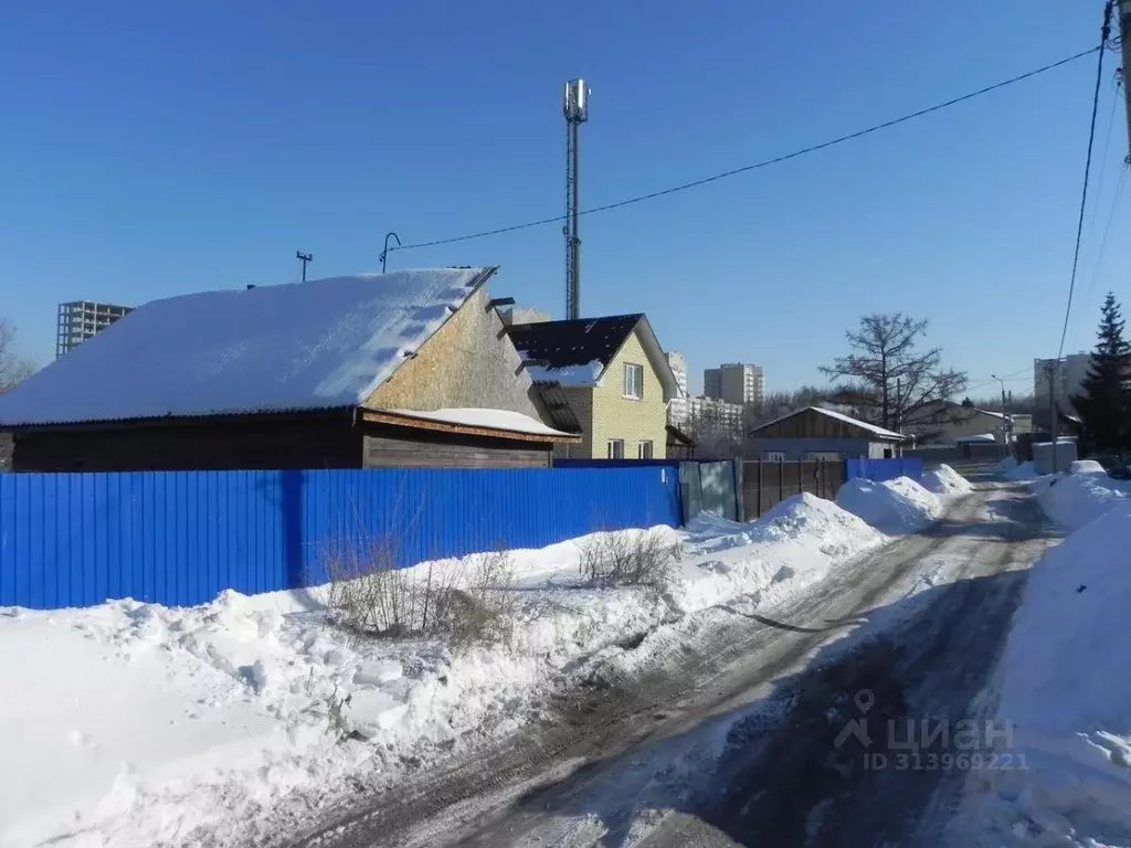 Дом в Омская область, Омск ул. 1-я Енисейская, 66 (81 м) - Фото 1