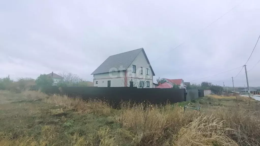 Дом в Белгородская область, Белгородский район, Тавровское с/пос, с. ... - Фото 0