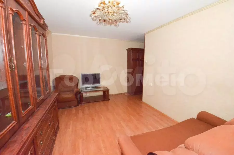 3-к. квартира, 60 м, 2/9 эт. - Фото 1