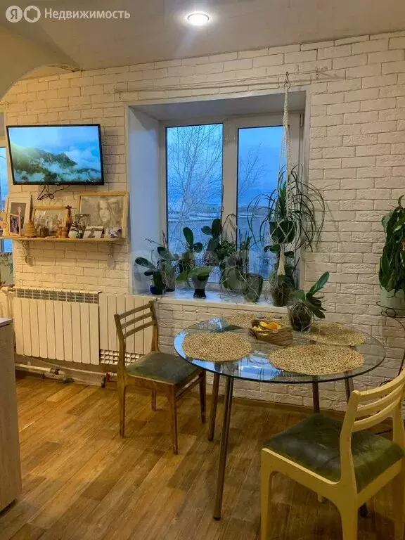 3-комнатная квартира: Нижний Тагил, Выйская улица, 60 (58 м) - Фото 1