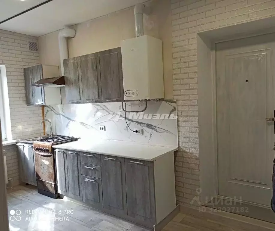 Дом в Крым, Симферопольский район, Мирновское с/пос, с. Белоглинка ул. ... - Фото 1