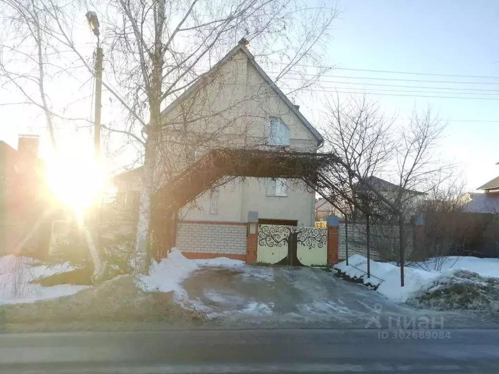 Дом в Белгородская область, Белгородский район, Тавровское с/пос, с. ... - Фото 1