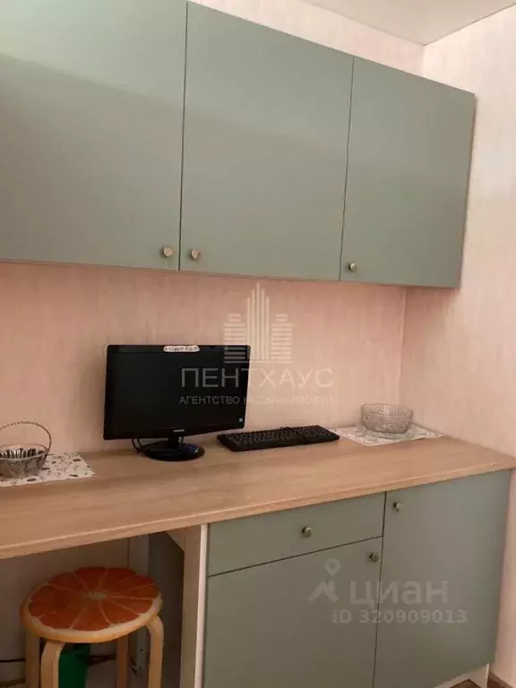 Комната Владимирская область, Владимир ул. Балакирева, 24 (13.1 м) - Фото 1