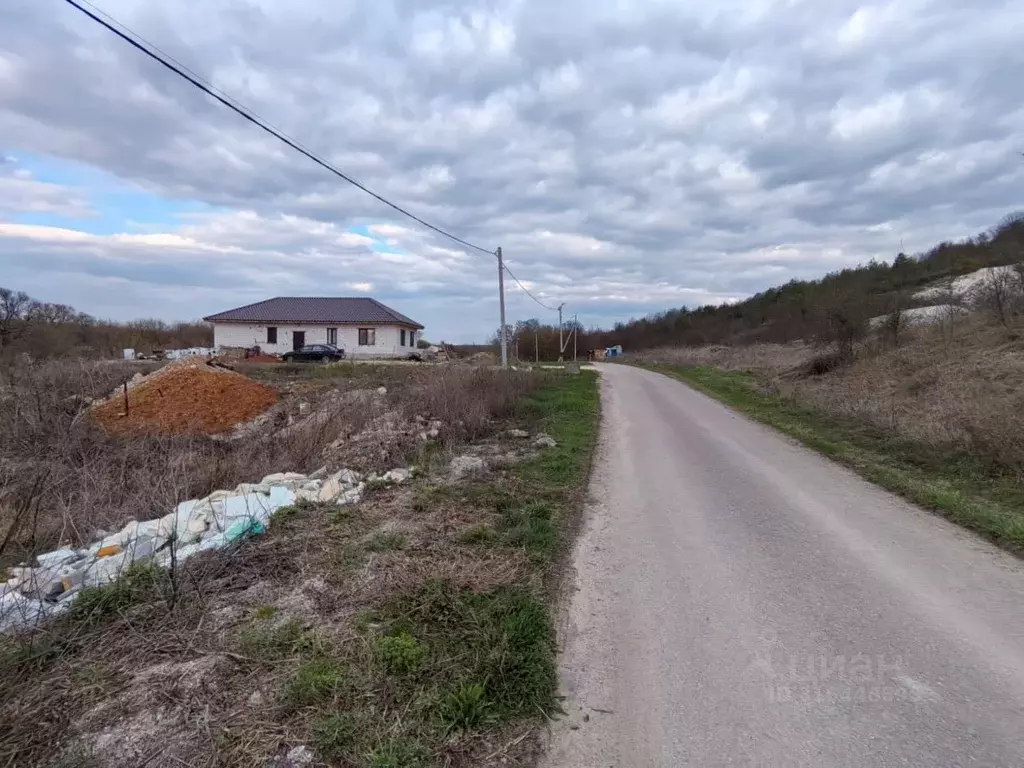 Участок в Белгородская область, Яковлевский муниципальный округ, с. ... - Фото 1
