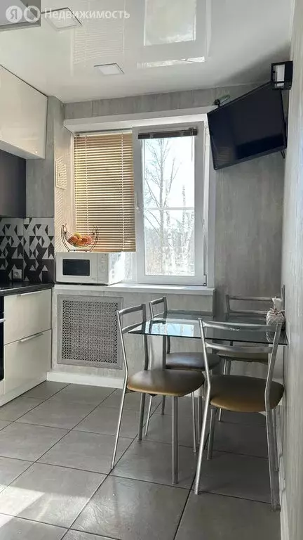 2-комнатная квартира: Киров, микрорайон Красный Химик, улица Красный ... - Фото 2