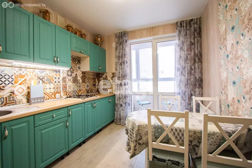 2-комнатная квартира: Калининград, улица Карташева, 46Е (61.6 м) - Фото 1