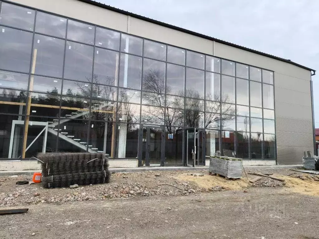 Помещение свободного назначения в Краснодарский край, Ейск Армавирская ... - Фото 0