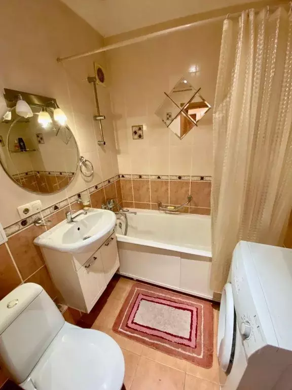 1-к кв. Омская область, Омск Ленинградская пл., 1 (30.0 м) - Фото 1
