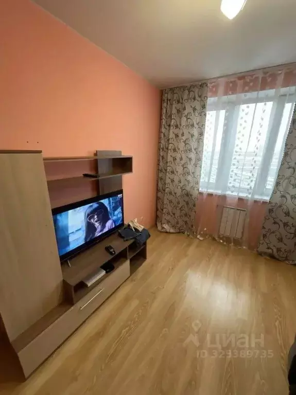 1-к кв. Свердловская область, Екатеринбург ул. Индустрии, 66 (32.3 м) - Фото 1