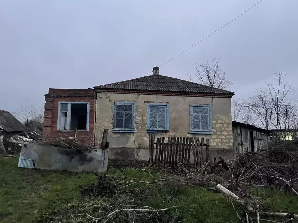 Дом в Краснодарский край, Абинский район, Ахтырское городское ... - Фото 1