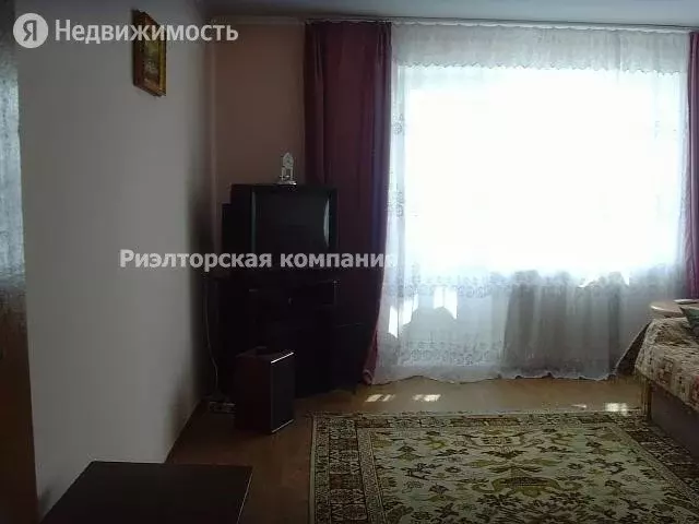 2-комнатная квартира: Хабаровск, улица Дикопольцева, 50 (72 м) - Фото 0