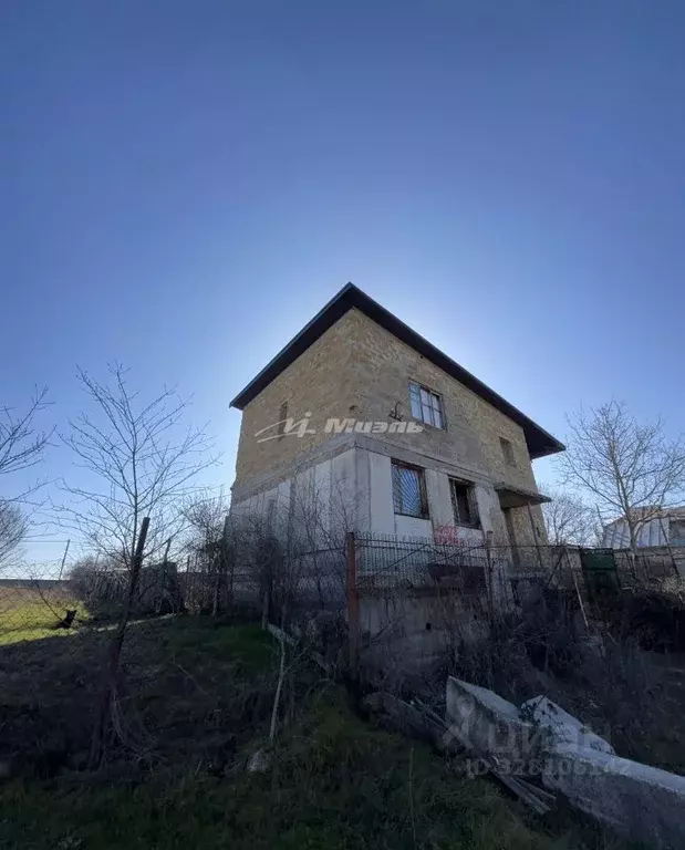 Дом в Крым, Симферополь ул. 41-я Коллективных Садов, 3 (240 м) - Фото 1