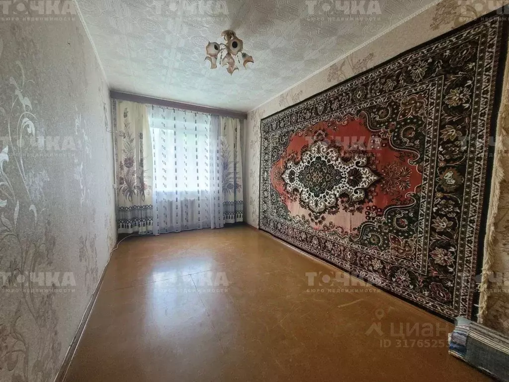 2-к кв. Челябинская область, Чебаркуль ул. Елагина, 530 (56.8 м) - Фото 0