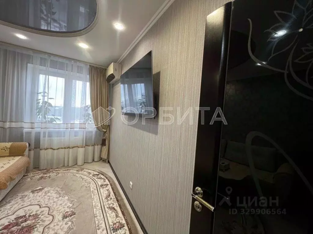 3-к кв. Тюменская область, Тюмень Кремлевская ул., 112к4 (77.0 м) - Фото 2