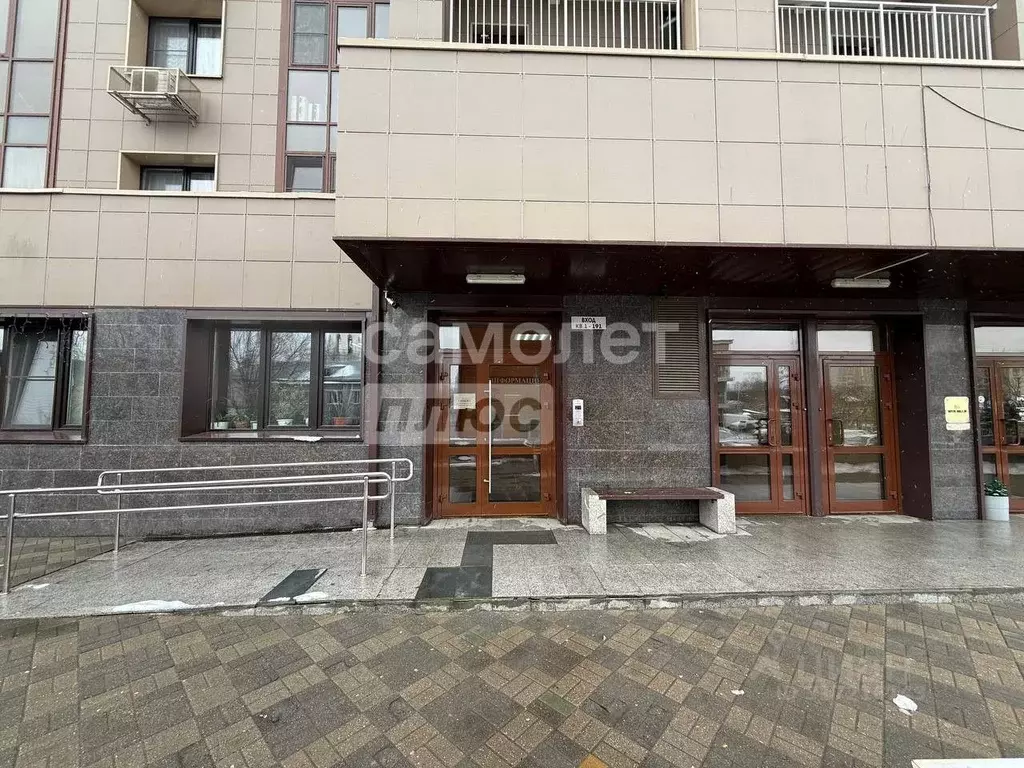 2-к кв. Московская область, Наро-Фоминск ул. Ефремова, 9В (75.54 м) - Фото 0