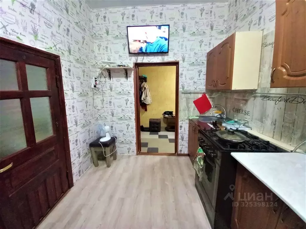 Дом в Краснодарский край, Щербиновский район, Шабельское с/пос, с. ... - Фото 2