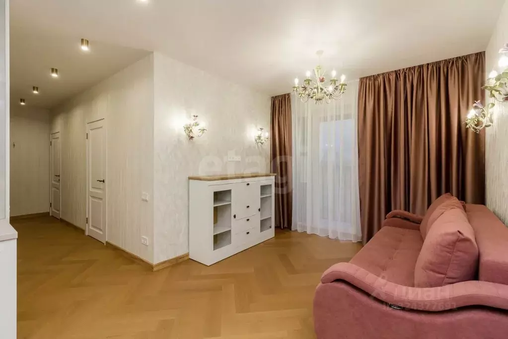 2-к кв. Тюменская область, Тюмень ДОК мкр, ул. Воронинская, 47 (64.8 ... - Фото 1