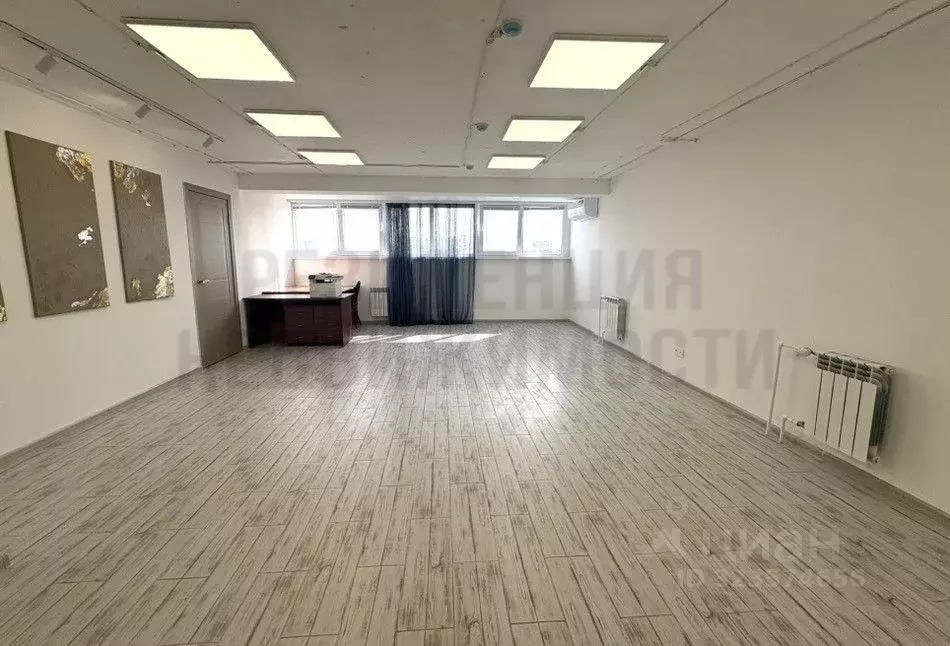 Офис в Самарская область, Самара Солнечная ул., 42 (165 м) - Фото 1