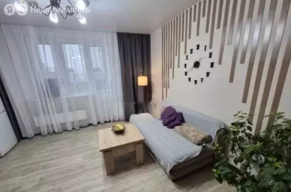 2-комнатная квартира: Тюмень, улица Василия Гольцова, 2 (58.7 м) - Фото 0