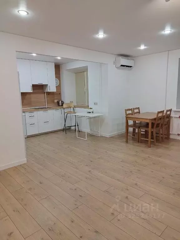 Свободной планировки кв. Татарстан, Казань ул. Татарстан, 7 (72.0 м) - Фото 2